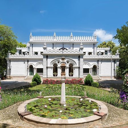 Nivah Bed & Breakfast Морадабад Екстериор снимка